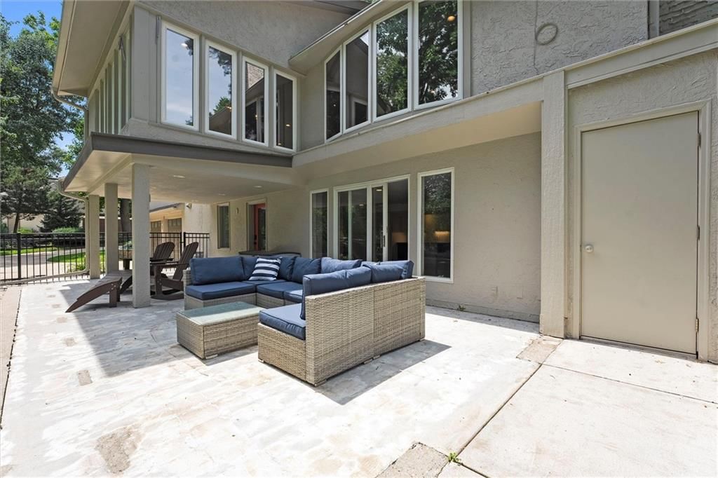 9815 Overbrook Road — photo 40