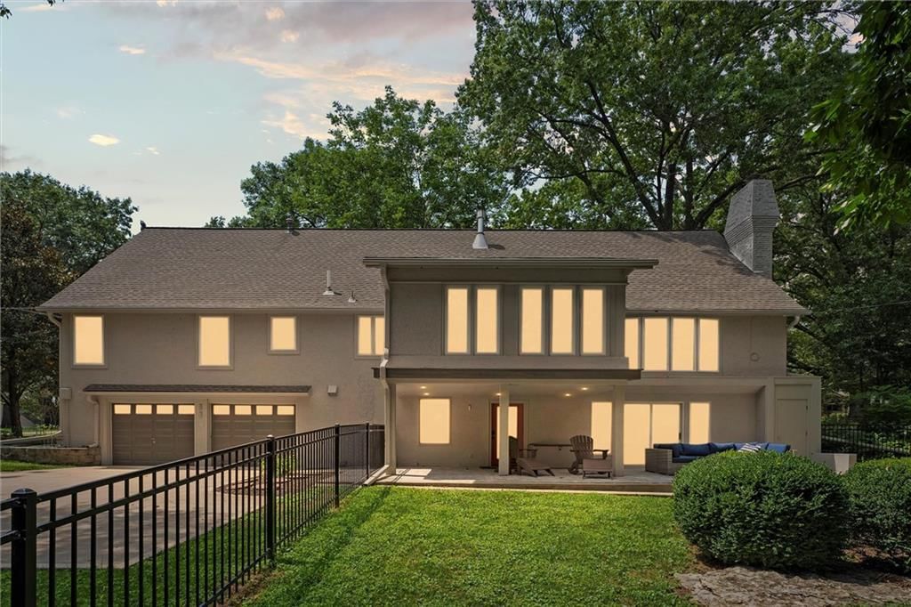 9815 Overbrook Road — photo 43
