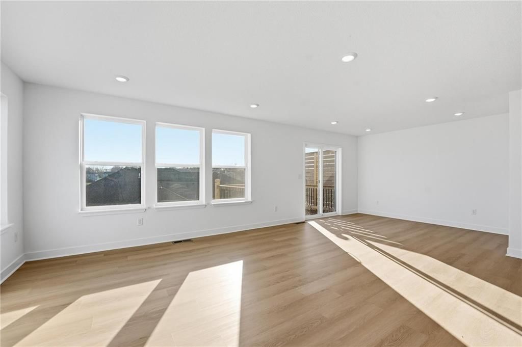 19719 W 195th Place — photo 28