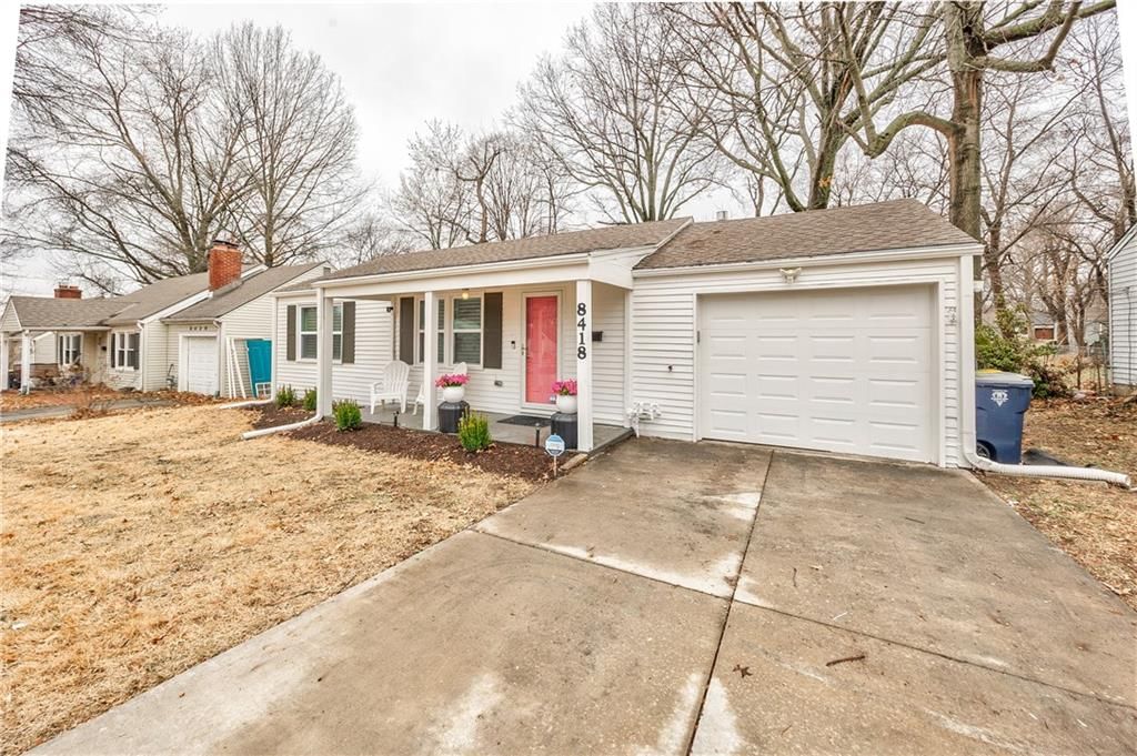 8418 Summit Street — photo 3