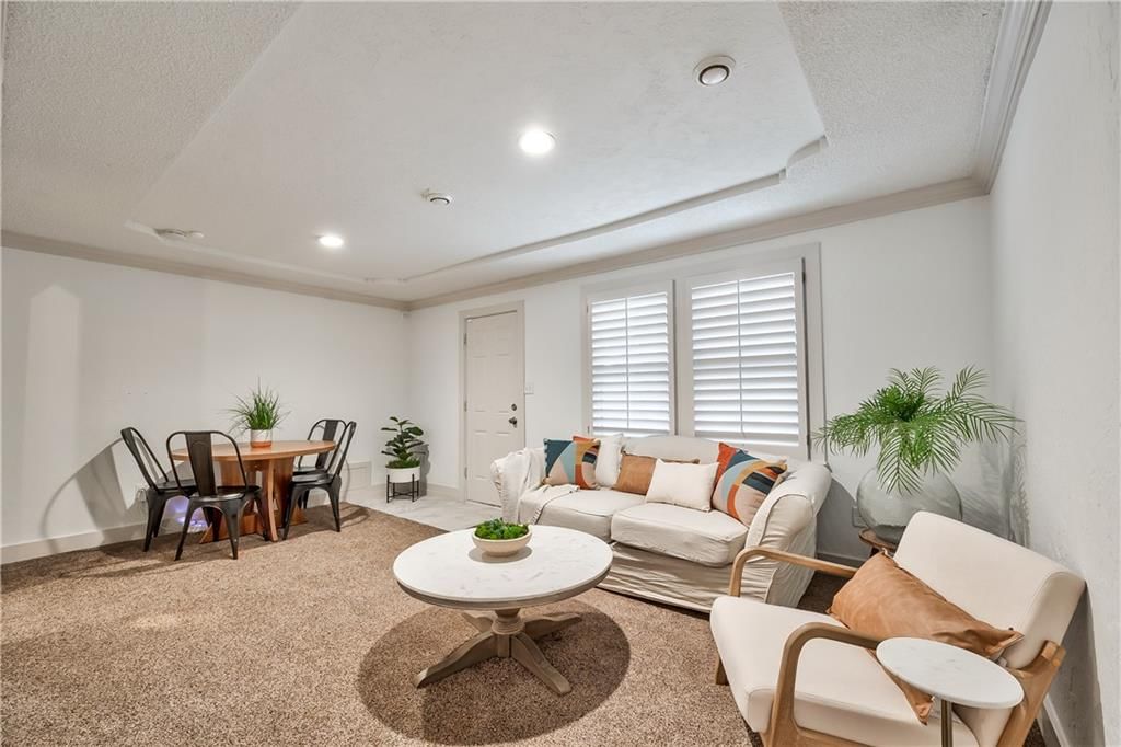 8418 Summit Street — photo 9