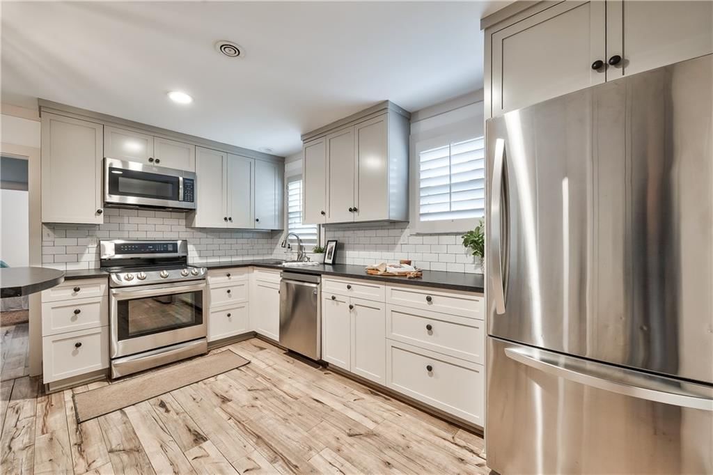 8418 Summit Street — photo 13