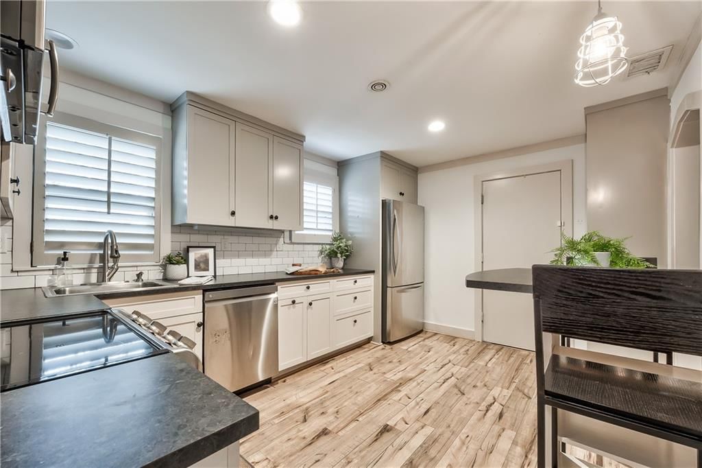 8418 Summit Street — photo 16