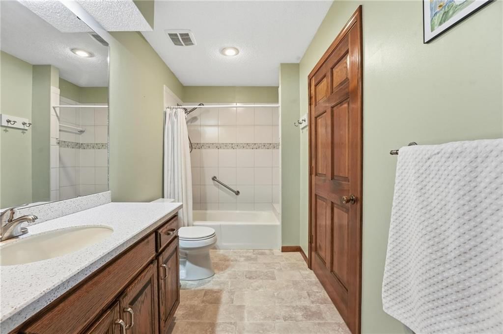 103 SW Hillcrest Lane — photo 29