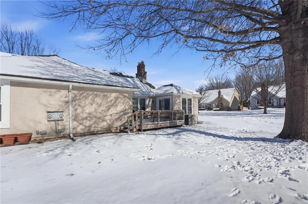 103 SW Hillcrest Lane — photo 45