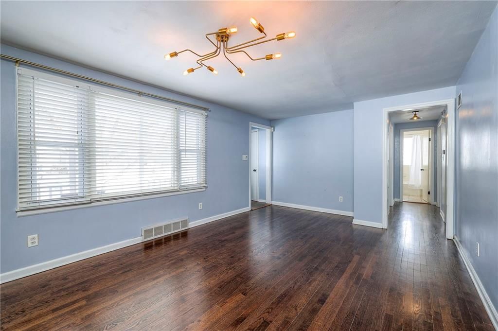 4907 W 70 Terrace — photo 11