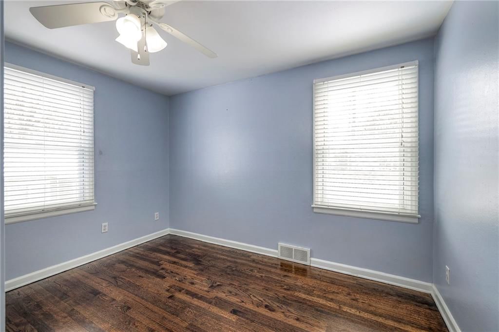 4907 W 70 Terrace — photo 24