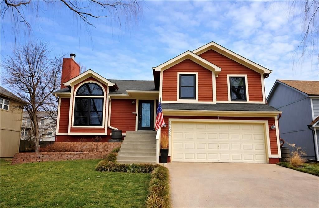 17524 SW 111th Terrace, Olathe, KS