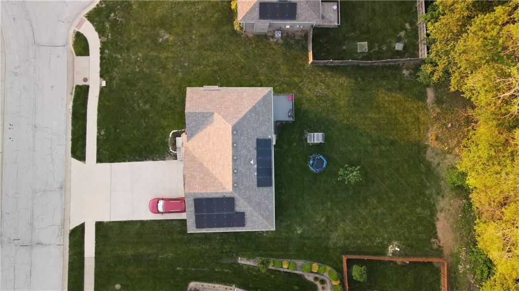 709 Hollis Avenue — photo 3