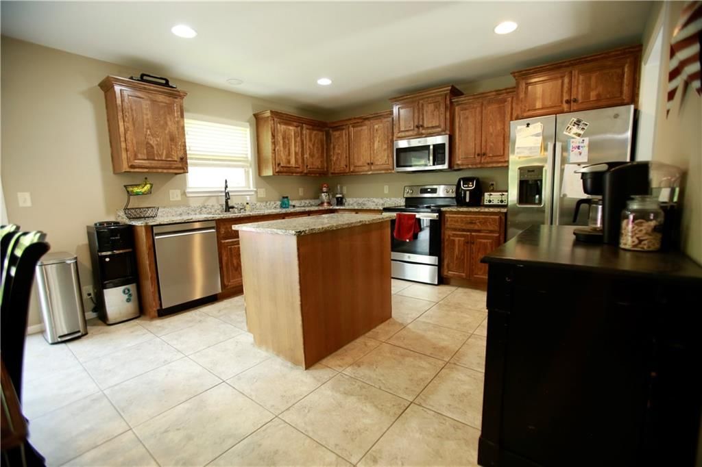 709 Hollis Avenue — photo 19