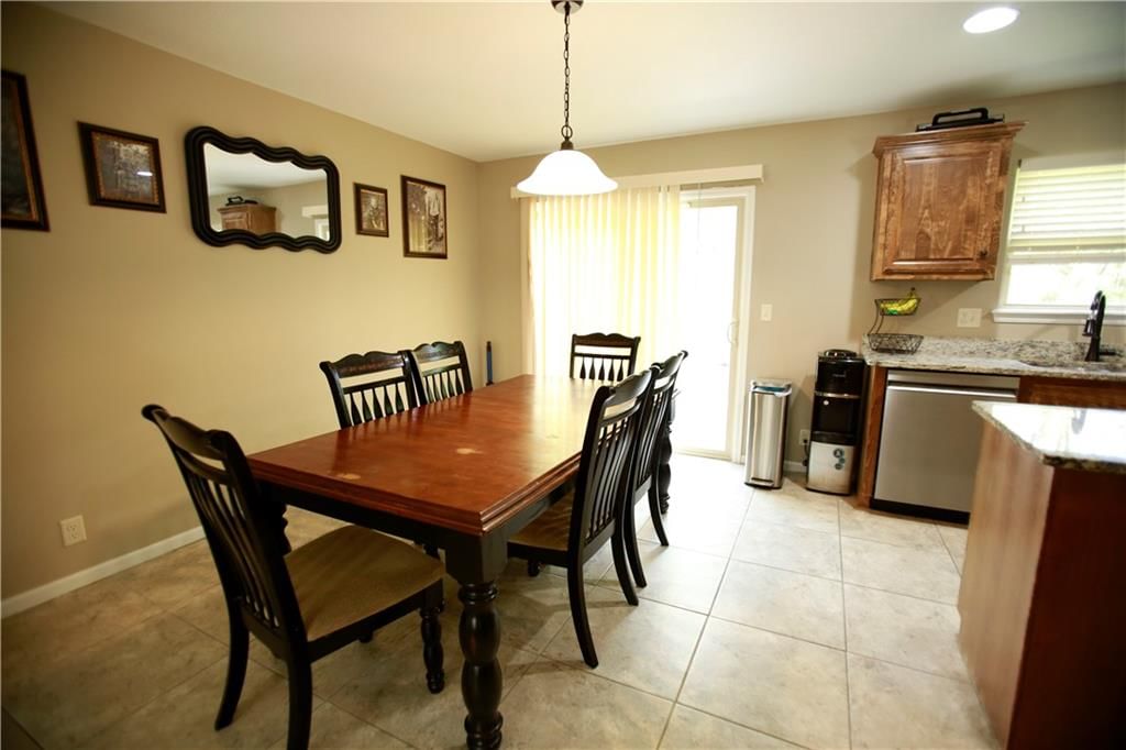 709 Hollis Avenue — photo 20
