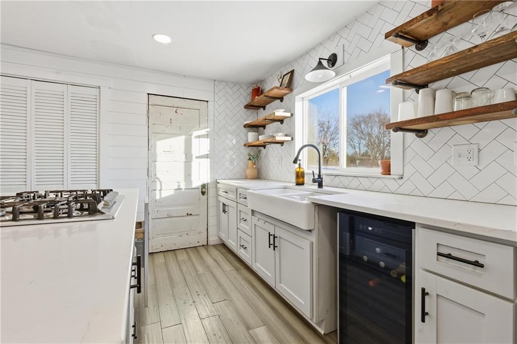 705 N 141st Street — photo 12