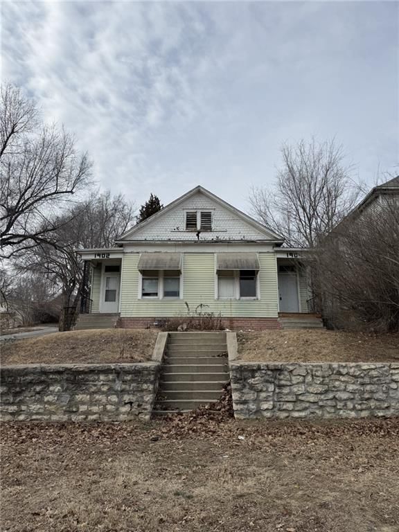 1902 Savannah Avenue, St Joseph, MO
