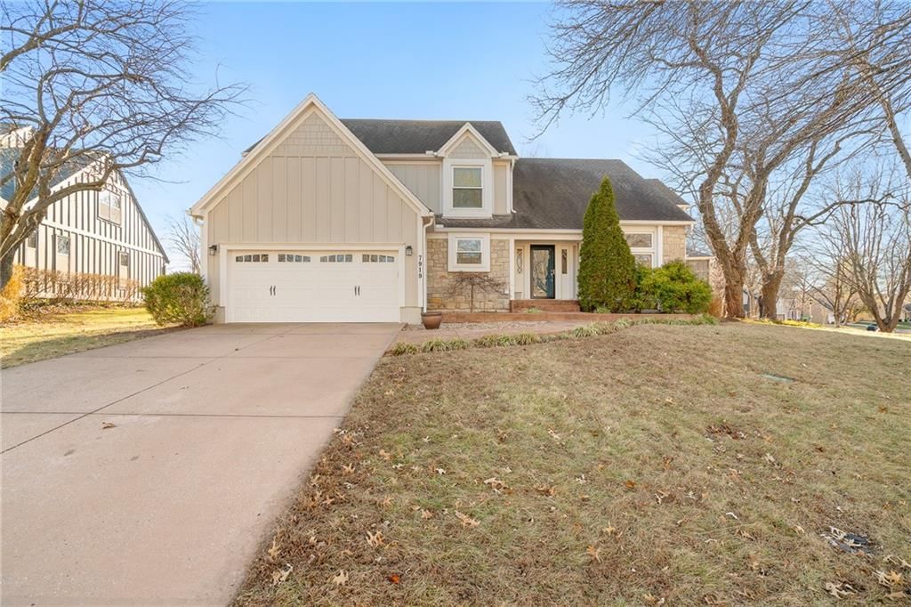 7919 W 116th Terrace, Overland Park, KS