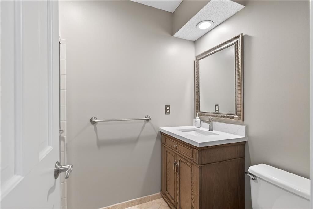 7919 W 116th Terrace — photo 35