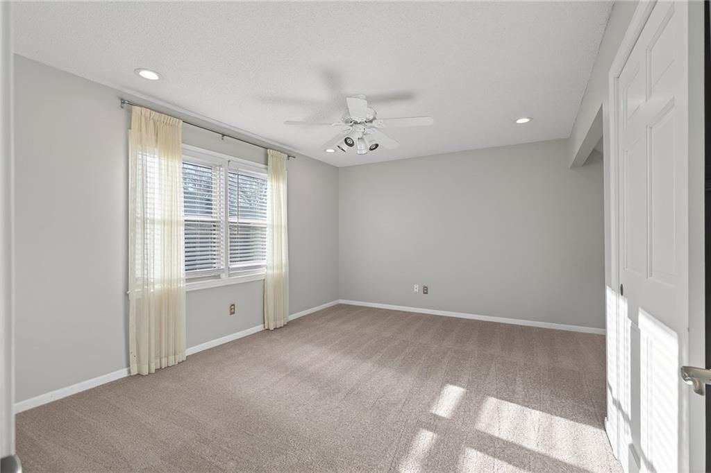 7919 W 116th Terrace — photo 38