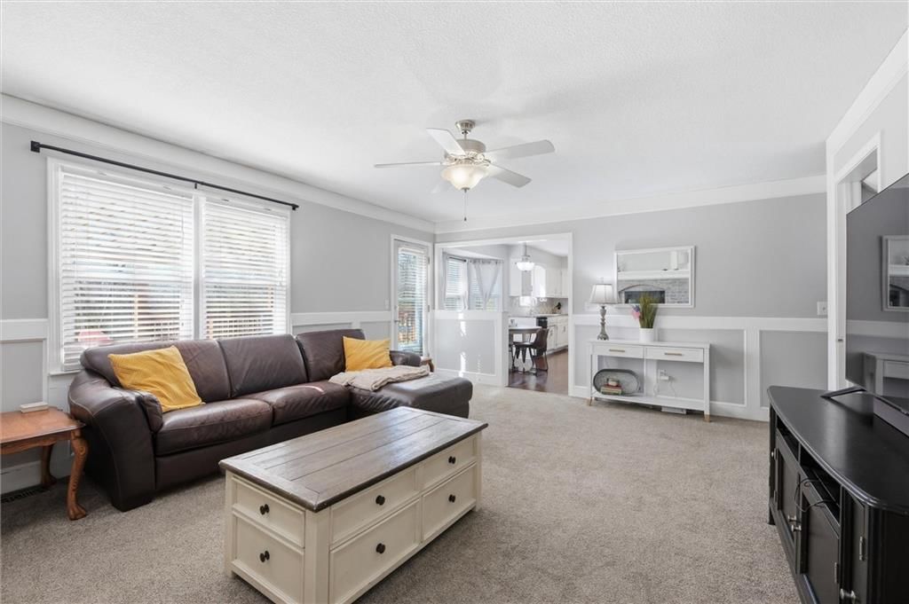 307 N Mesquite Street — photo 8