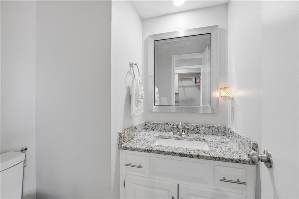 307 N Mesquite Street — photo 16