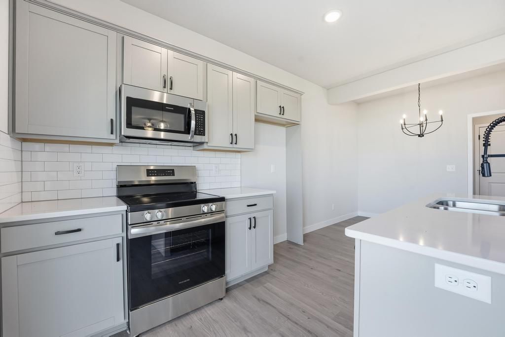 27118 E Oak View Drive — photo 5