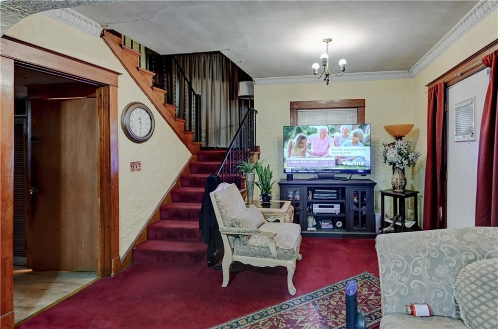 2110 Benton Boulevard — photo 4
