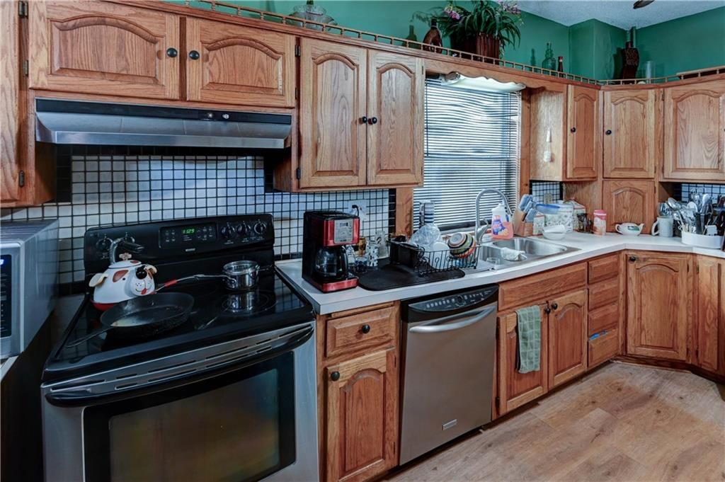 2110 Benton Boulevard — photo 9