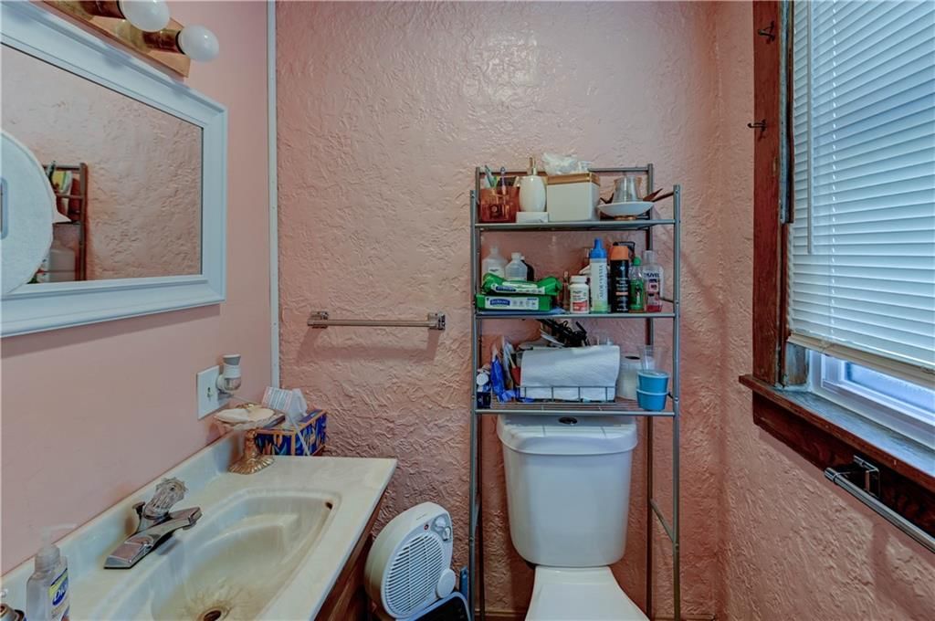 2110 Benton Boulevard — photo 11
