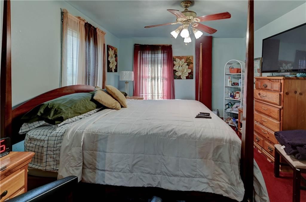 2110 Benton Boulevard — photo 16