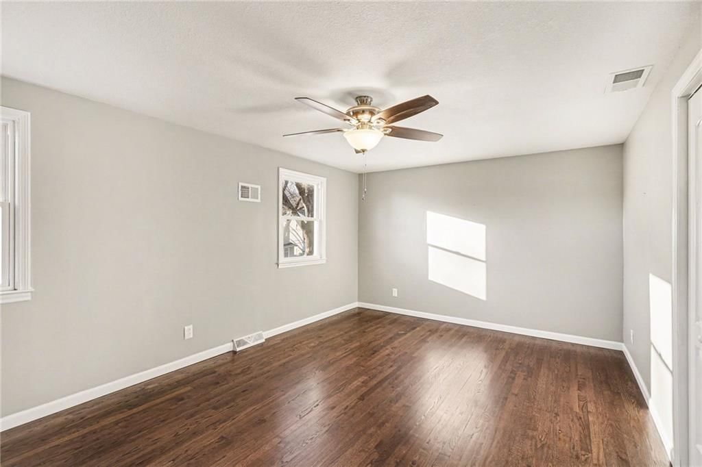 10006 Cedar Street — photo 21