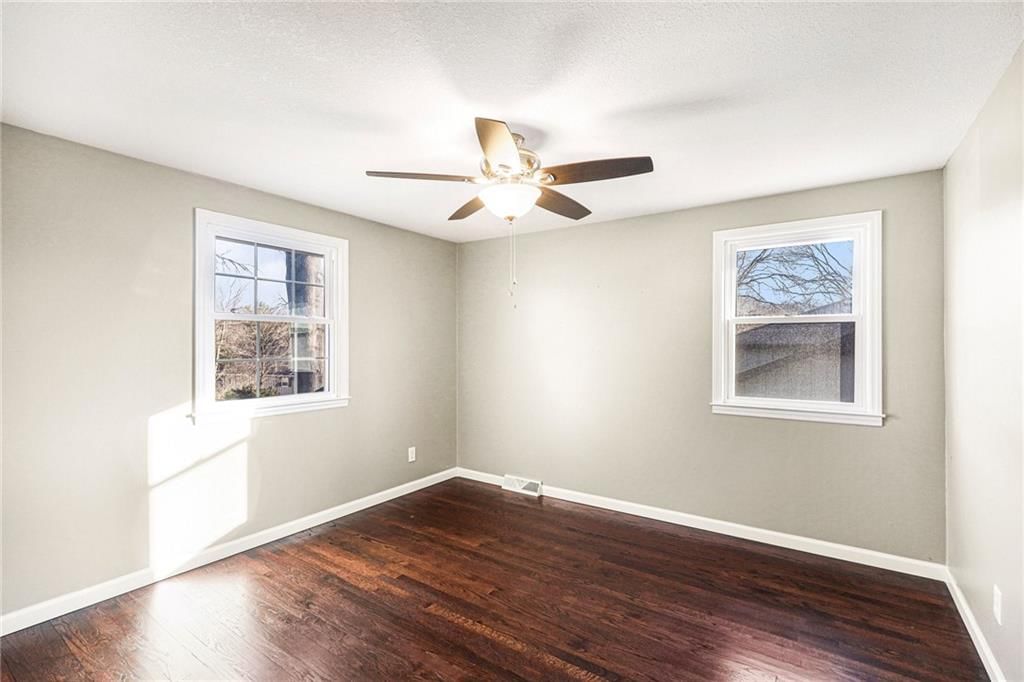 10006 Cedar Street — photo 23