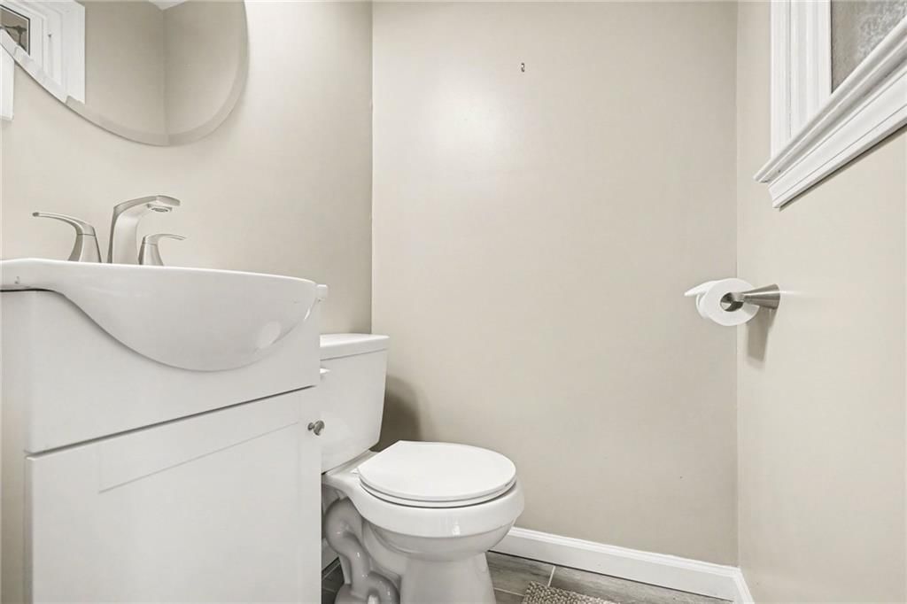 10006 Cedar Street — photo 29