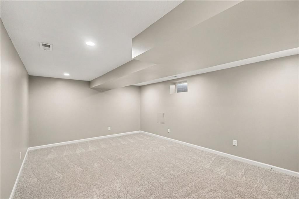 10006 Cedar Street — photo 30