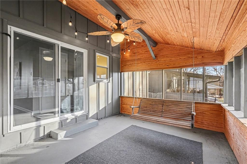 10006 Cedar Street — photo 34