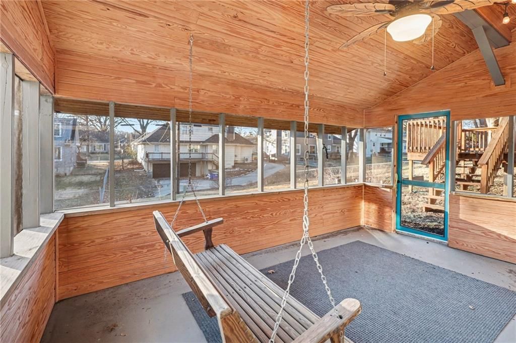 10006 Cedar Street — photo 35
