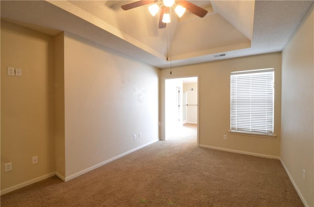 9584 N Main Street — photo 14