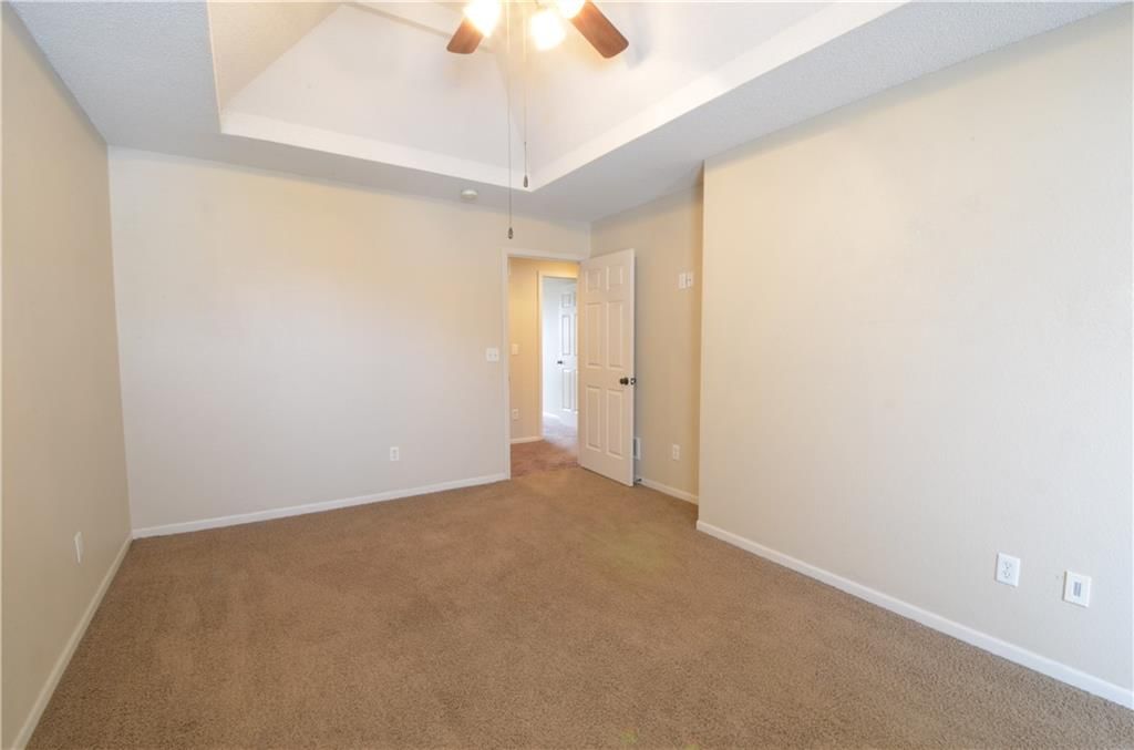 9584 N Main Street — photo 15