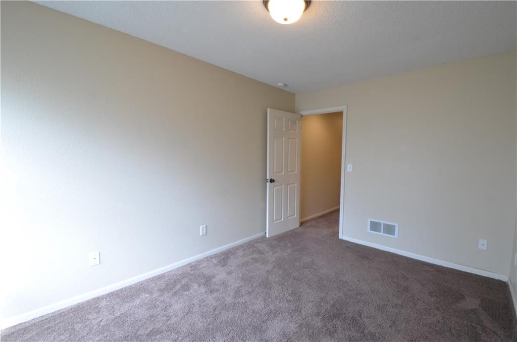 9584 N Main Street — photo 21
