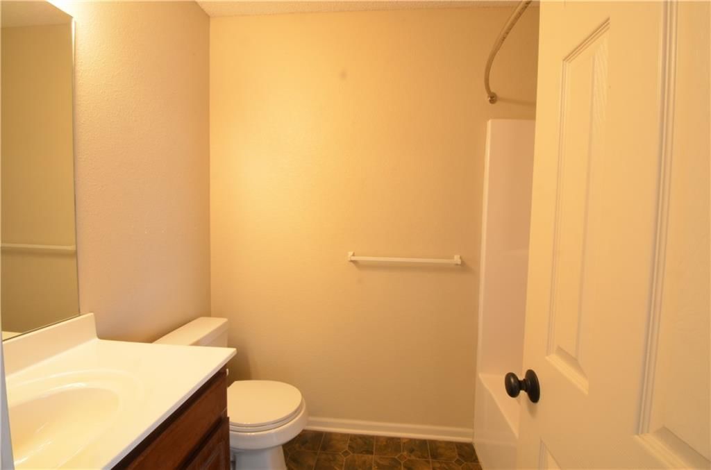 9584 N Main Street — photo 22