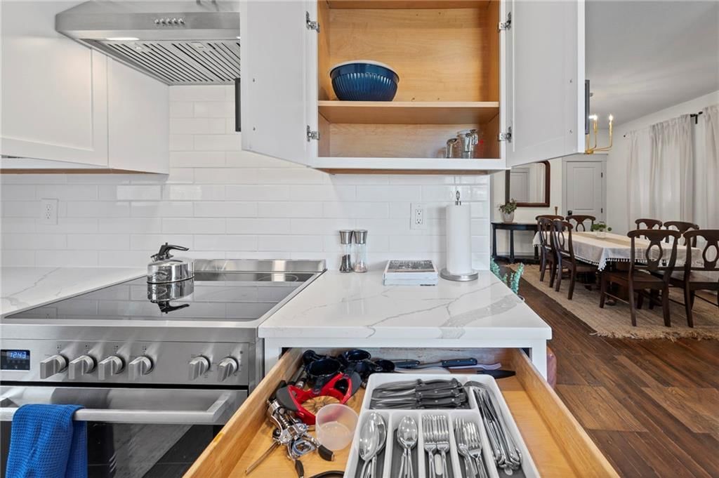 20 E 32nd Street — photo 12