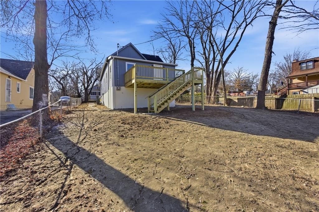 4032 Ruby Avenue — photo 24