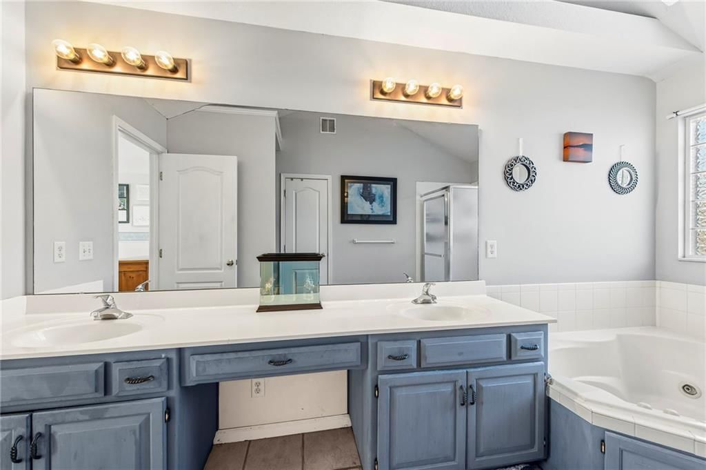 11616 N Charlotte Street — photo 15