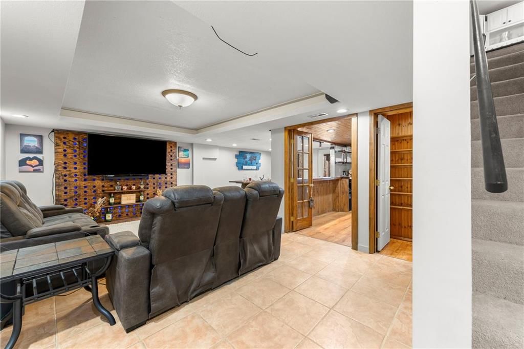 11616 N Charlotte Street — photo 26