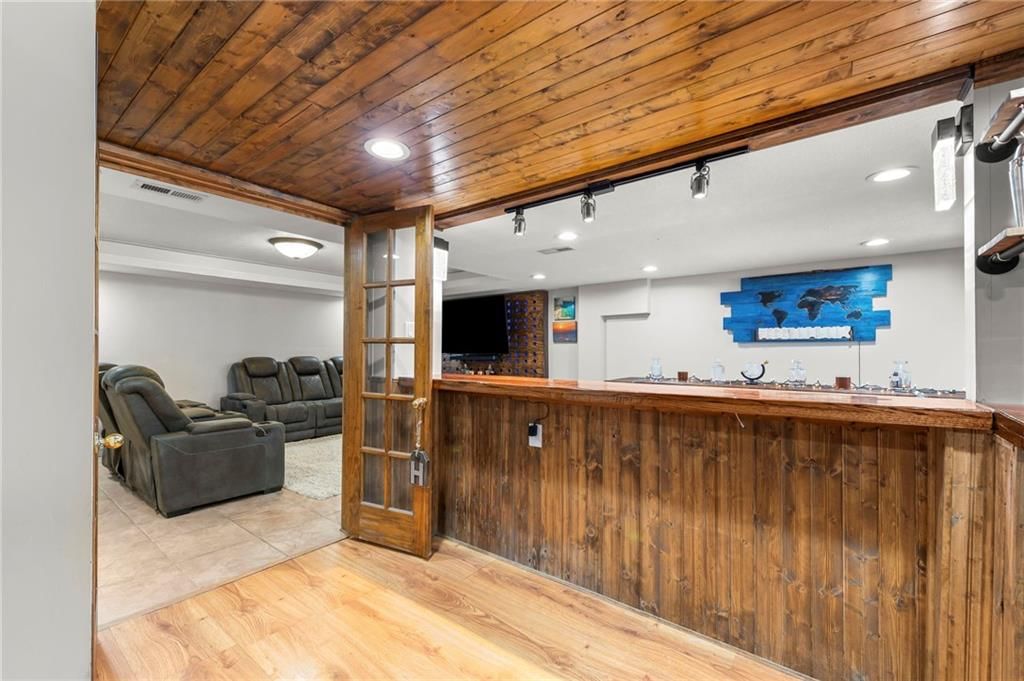 11616 N Charlotte Street — photo 34