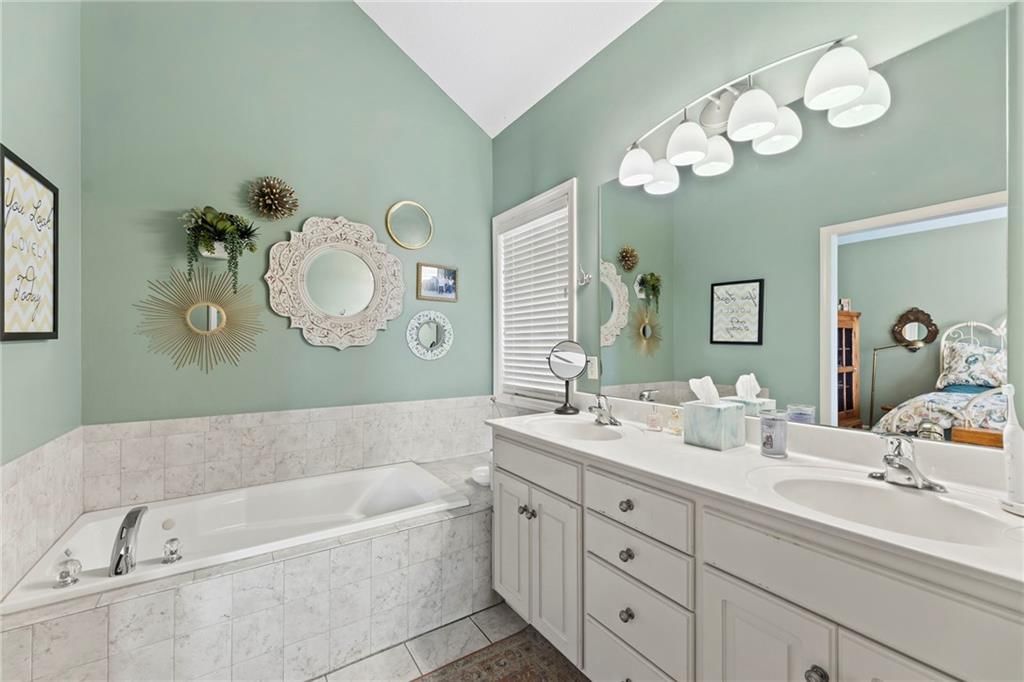 24021 Eagle Court — photo 25