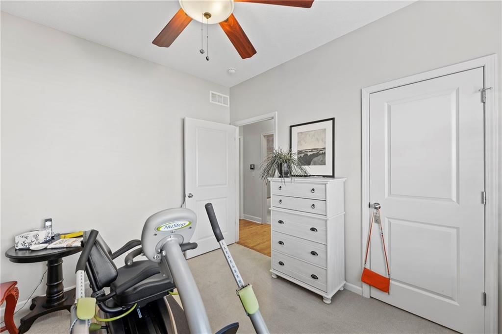24021 Eagle Court — photo 27