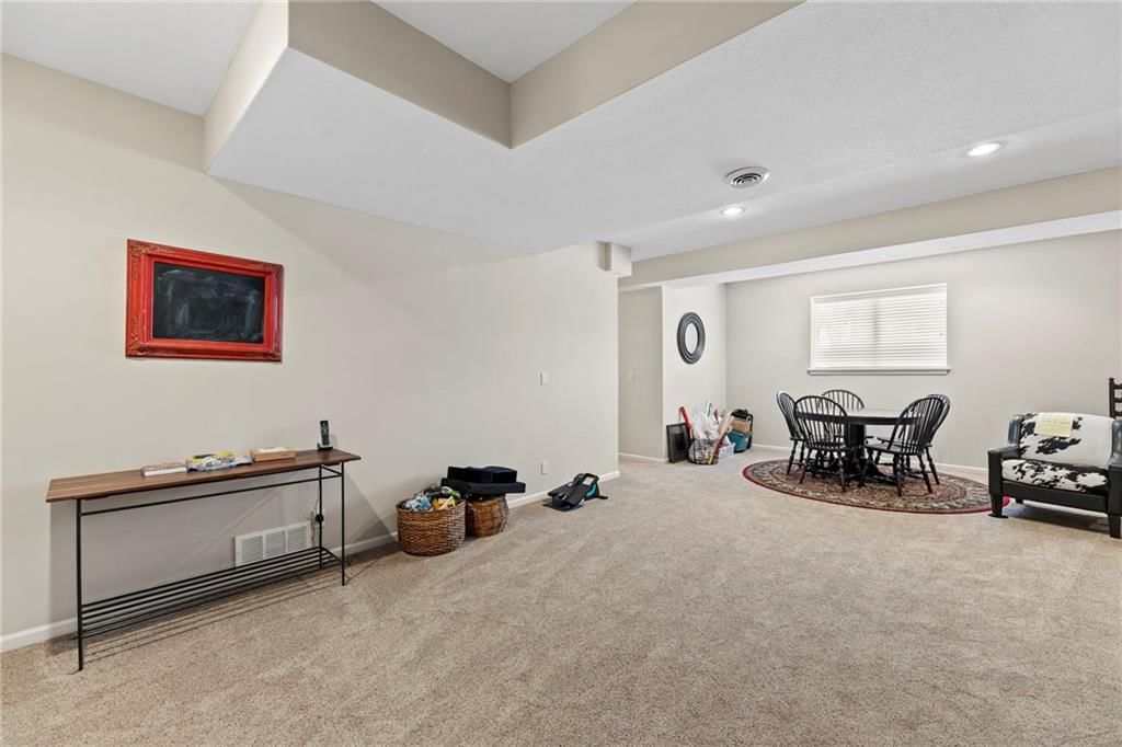 24021 Eagle Court — photo 31
