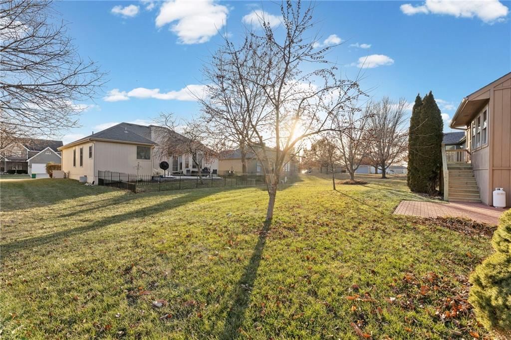 24021 Eagle Court — photo 42