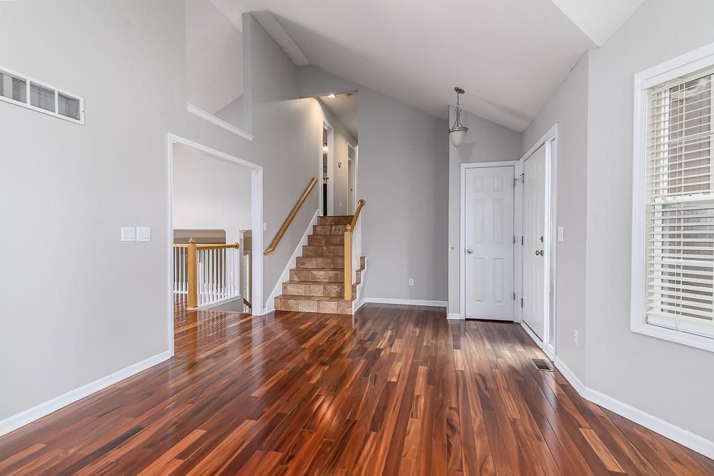 11911 N Charlotte Street — photo 6