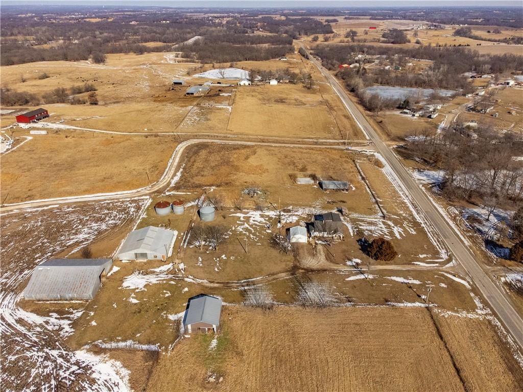 68 SW Missouri 131 Highway — photo 54