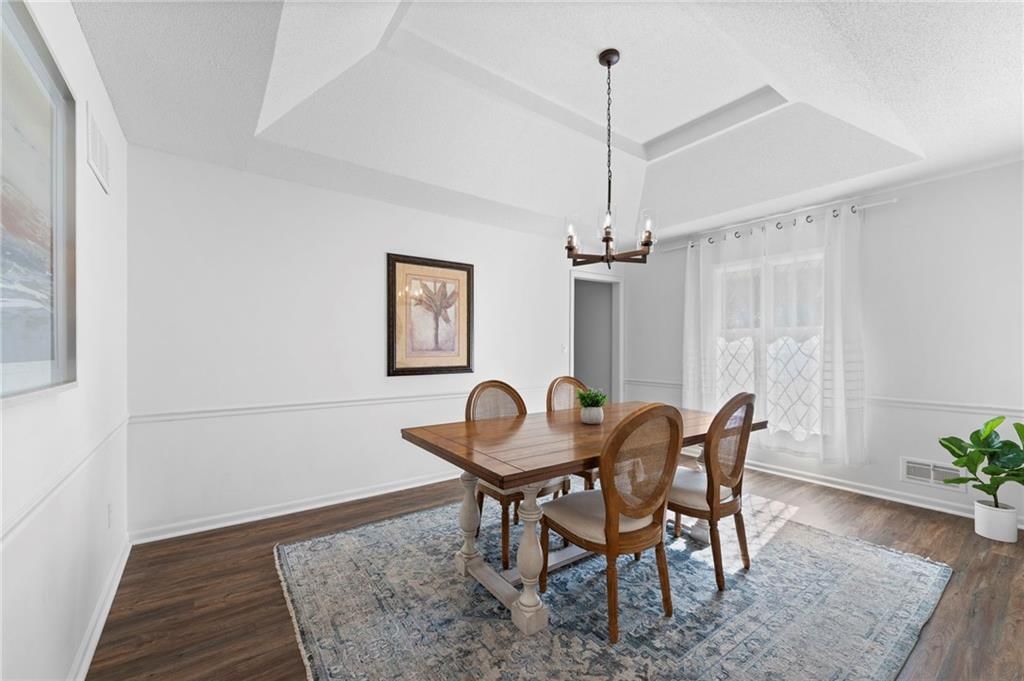 413 NE Greenway Drive — photo 13