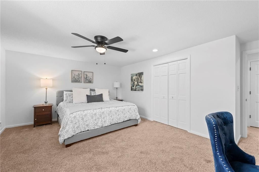 413 NE Greenway Drive — photo 23